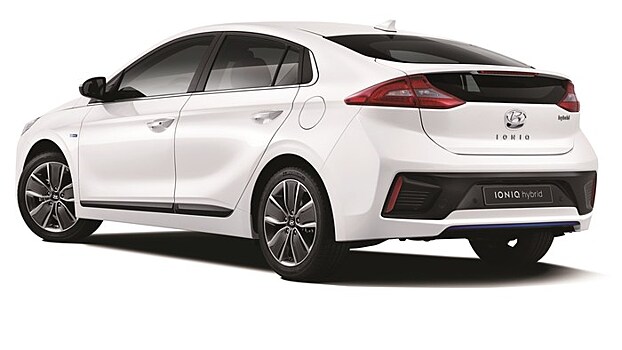 Опубликованы официальные фото Hyundai Ioniq