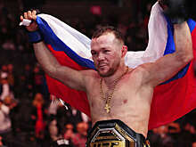 Чемпион UFC Петр Ян о выходе на бой под флагом России: это достойно
