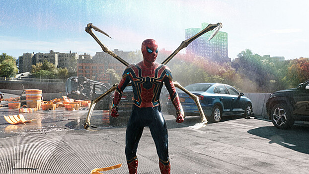 Sony не хотела кроссовера Человеков-пауков в «Через вселенные»