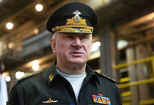 Главком ВМФ России заявил о создании нового авианосца