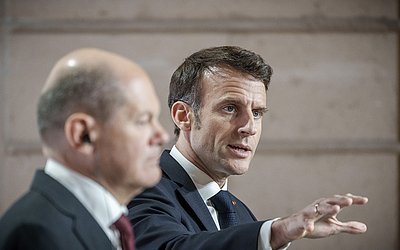 Макрон: Франция и Германия договорились о совместном ответе на закон США об инфляции