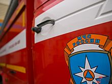 На территории завода в Миассе вспыхнул крупный пожар