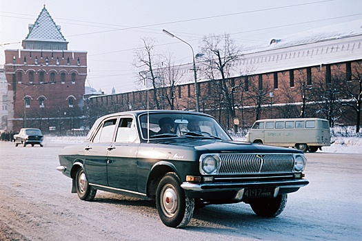 Сохранился чудом, хотя прошло 38 лет: в РФ продают новую "Волгу" ГАЗ-24
