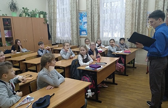 Молодые парламентарии провели викторину для школьников