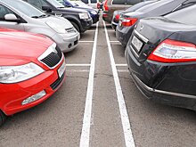 С завтрашнего дня места на парковке со шлагбаумом в Теплом Стане поступят в общую продажу