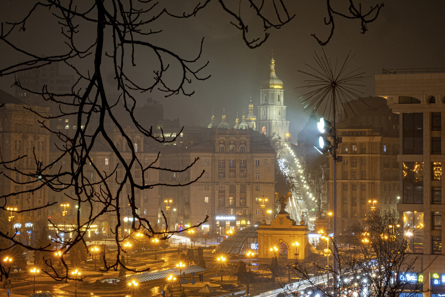 Кличко: в Киеве из-за блэкаута отопления нет почти в 3,5 тыс. многоэтажек