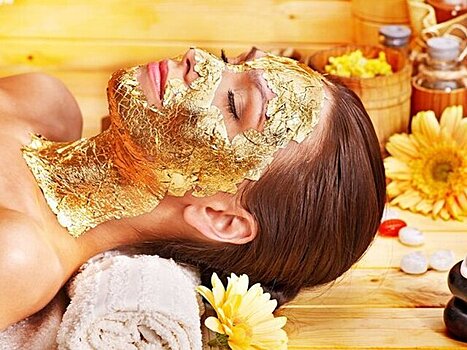 Косметолог Ткаченко: средства с ретинолом помогут продлить молодость и упругость кожи