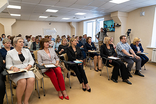 Выпускники выбирают колледжи