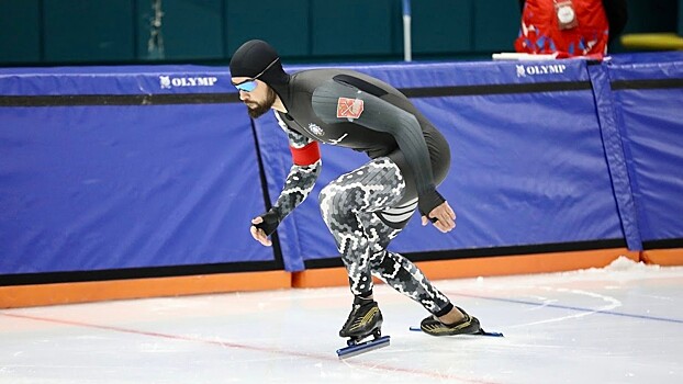 Артём Арефьев стал лучшим на Кубке России по конькобежному спорту