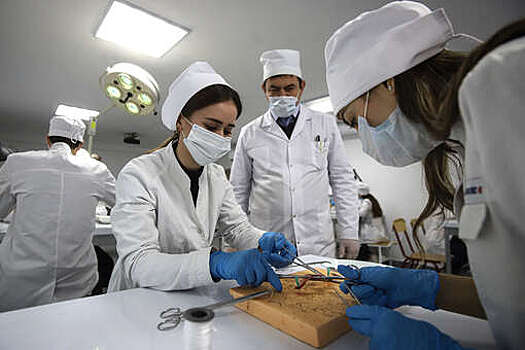 "Ъ": не все выпускники медвузов должны отработать в госучреждениях три года