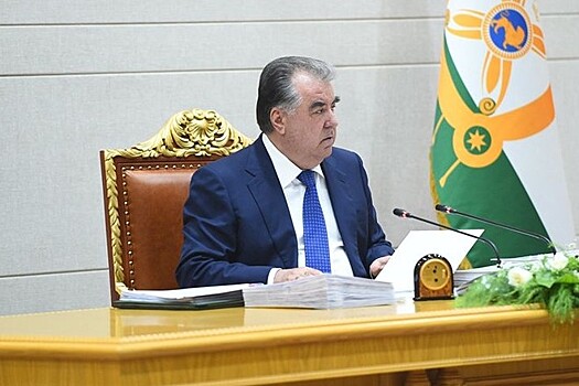 В Таджикистане опровергли сообщения о лечении Рахмона в Германии