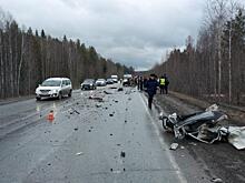 В ДТП с легковушкой и "Камазом" на Урале погиб один человек