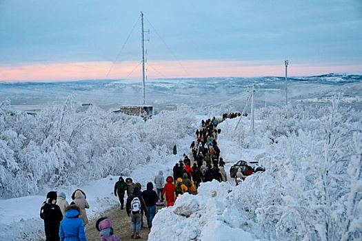 Жители Мурманска встретили восход солнца после 40-дневной полярной ночи