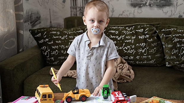 «Русфонд» собирает средства на слуховые аппараты 2-летнему Семе Муклецову