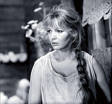 Постоянные разводы, отсутствие детей, проблемы с психикой: судьба Людмилы Давыдовой