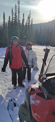 Мужчина и его несовершеннолетняя дочь потерялись во время катания на лыжах на горе Утуя в Шерегеше