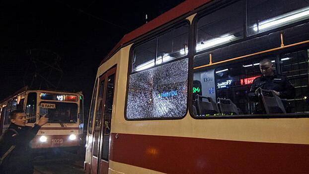 "Не живется спокойно": очевидцы об обстреле трамвая