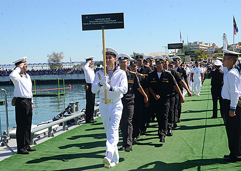 Команда ВМФ России заняла первое место на конкурсе водолазов в Севастополе