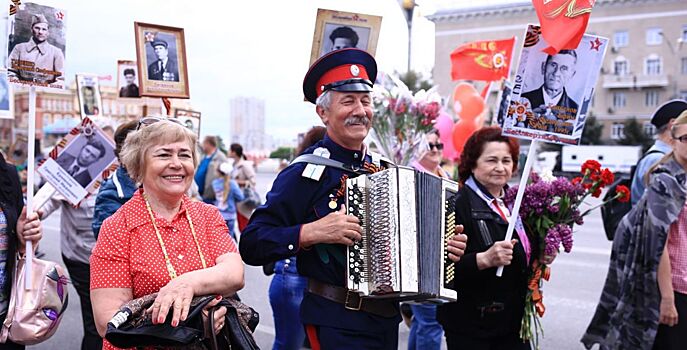 Более 100 тыс. человек приняли участие в шествии «Бессмертного полка» в Ростове