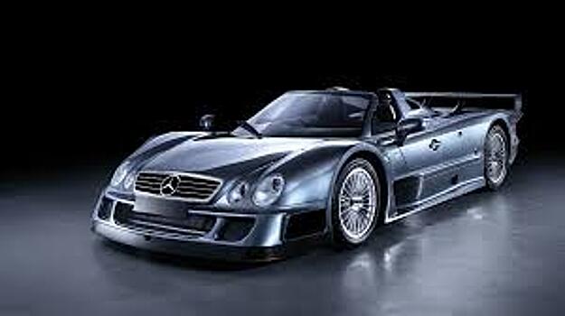Один из шести родстеров Mercedes-Benz CLK GTR уйдет с молотка