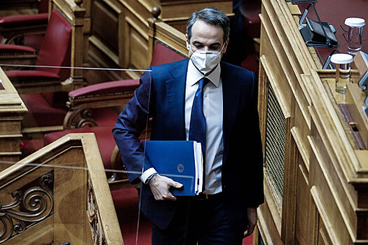 Парламент Греции обсудил вопрос о закупке вакцины "Спутник V"