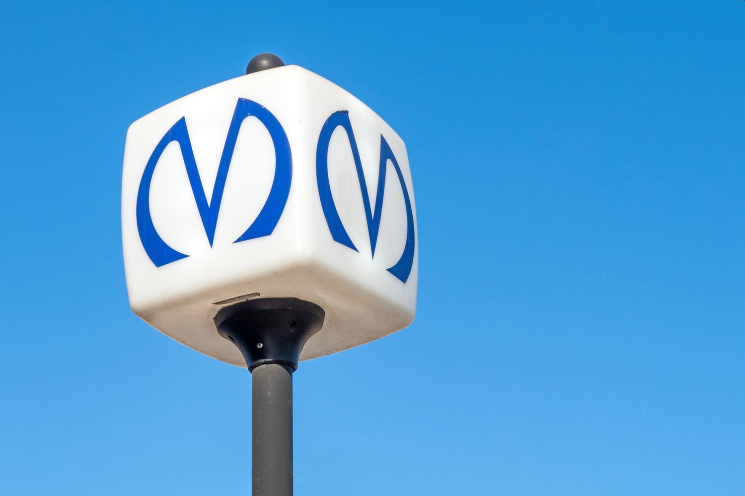 В метро Петербурга затопило станцию