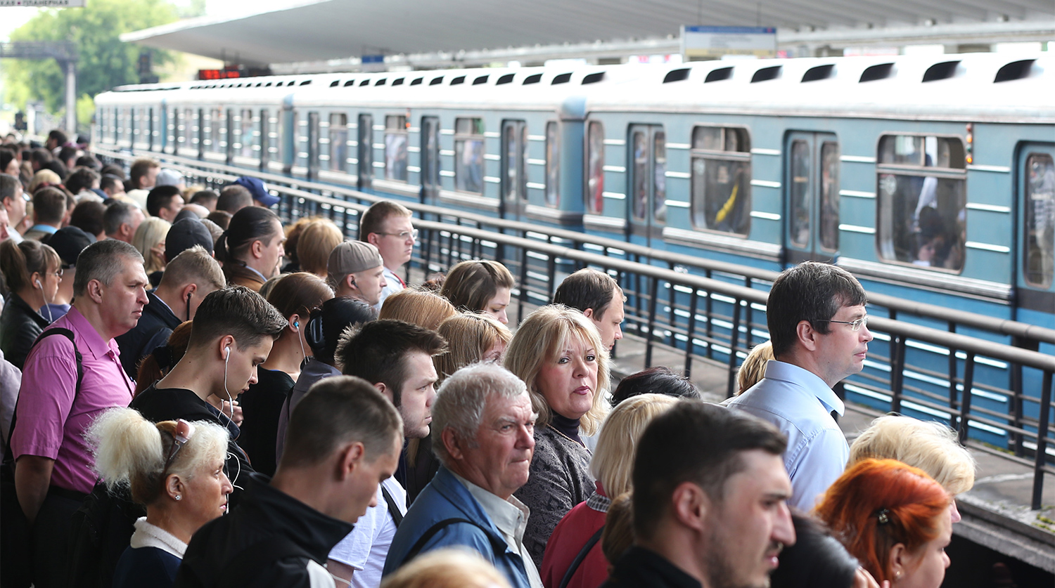 Метро выхино в час пик