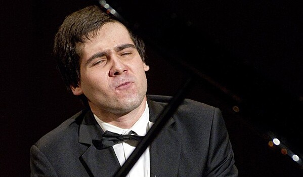 Жена музыканта избежала наказания за убийство дочерей