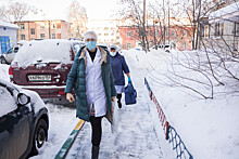 Депутаты и волонтеры помогают нижегородским медикам в проведении вакцинации