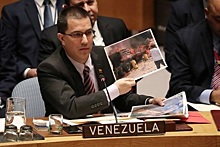 Венесуэла рассказала о содержимом сожженных грузовиков