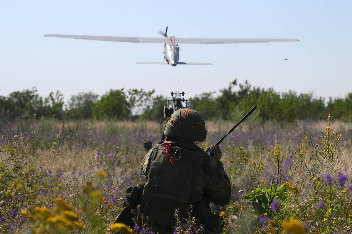 По дороге в Госдуму задержали почти месяц в одиночку державшего оборону бойца СВО