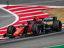 Фелипе Другович выиграл спринт Формулы 2 в Барселоне