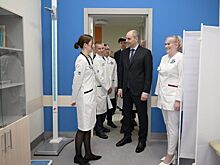 Денис Паслер открыл новую поликлинику в Реже