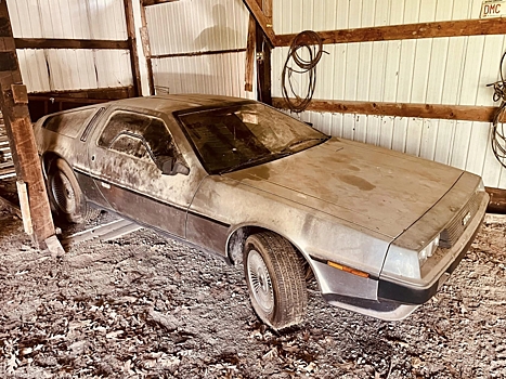 В сарае нашли DeLorean DMC-12 с пробегом 1,5 тысячи километров