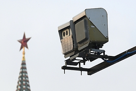 Камеры начнут штрафовать россиян за выключенные фары в 12 регионах