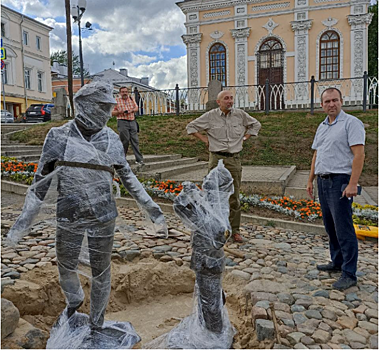 В Ярославской области готов к открытию памятник Остапу Бендеру