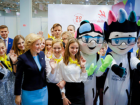 Через 10 лет роботы изгонят человека из 50% профессий