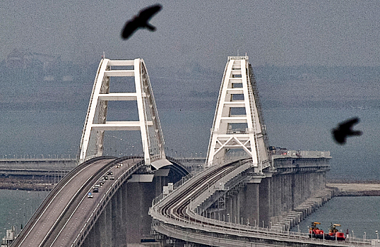 Что происходит в Крыму спустя двое суток после ЧП на мосту?