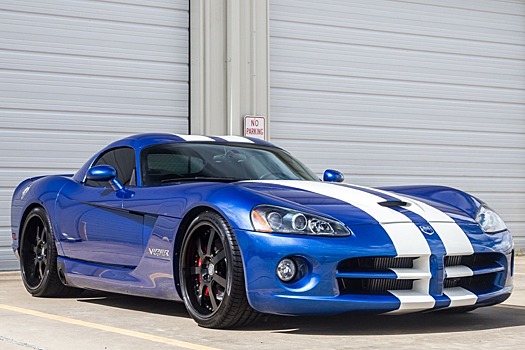 В России отзывают очень старые Dodge Viper