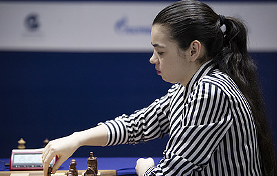 Горячкина уступила в восьмом туре мужского суперфинала чемпионата России по шахматам