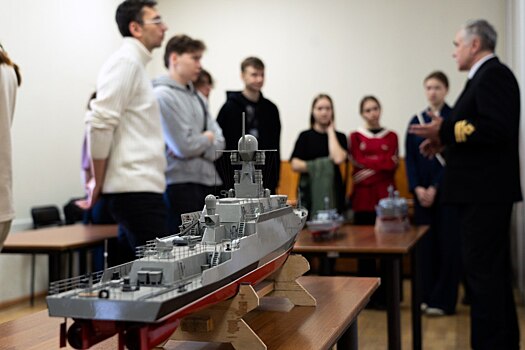 Нижегородские школьники встретились с морскими и речными офицерами