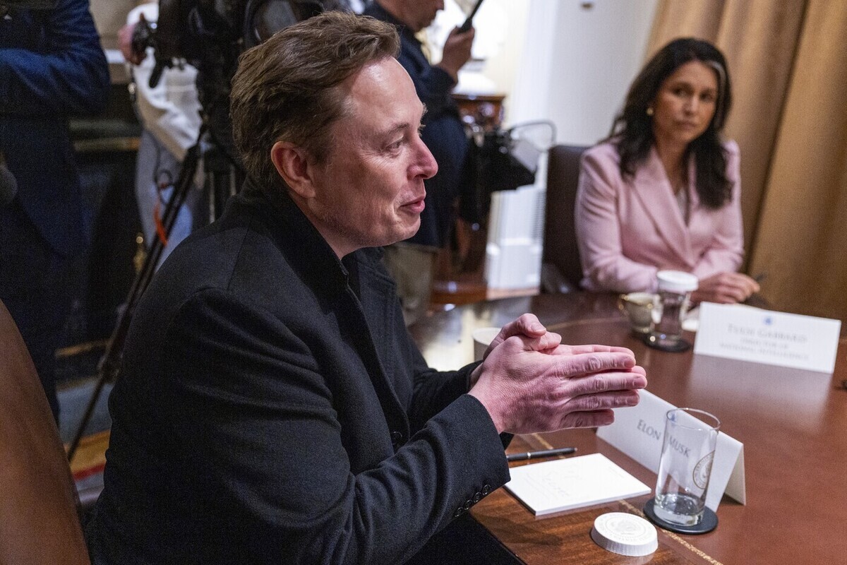 Илон Маск заявил о скором испытании нейроимпланта для слепых