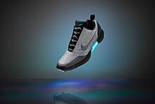 Nike оценила самозашнуровывающиеся кроссовки HyperAdapt в $720