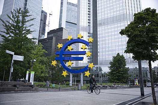 Аналитик Васильев назвал три последствия повышения ставок ЕЦБ для россиян
