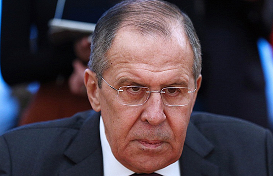 «Идут тяжело»: Лавров о переговорах с Украиной