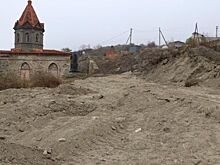 Стройка на костях: в Феодосии уничтожают средневековое кладбище