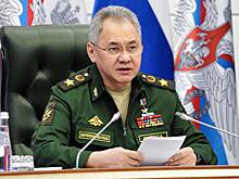 Шойгу потребовал ускорить подготовку техники для отправки в зону спецоперации