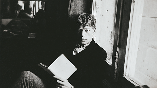 Омичи окунутся в мир лирика и поэта-хулигана. Сергею Есенину - 130 лет