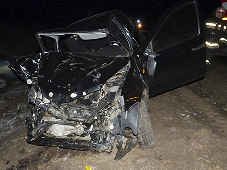 В аварии на трассе Оренбург-Казань пострадали два человека