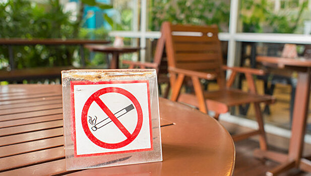 Ученые из Великобритании рассказали о потере вкуса у курящих людей